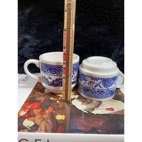 Set of 2 - Vintage USA Pottery Blue Willow Stacking Tea Cups Coffee Mugs Pair - Picture 6 of 7